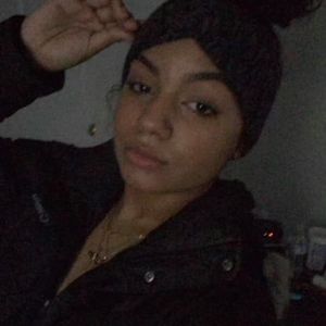 Meet your Posher, Eva